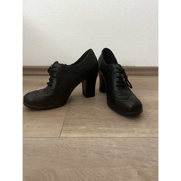 Born Shoes - Born BOC Shoes Womens 6 Black Leather Wingtips Lace Up Zandi Ankle Booties Heels